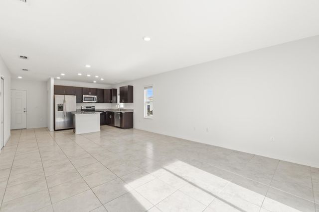 1334 SW Kapok Avenue, Port St Lucie, FL 34953