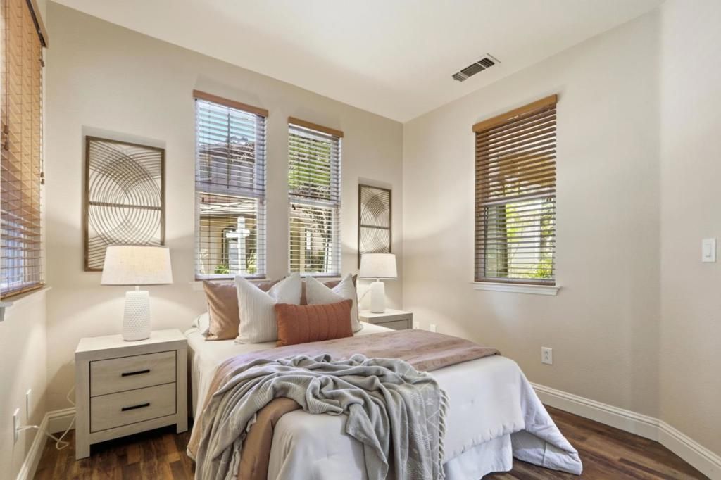 Image 22 of property listing at 657 Woodland Terrace, San Jose, CA 95112