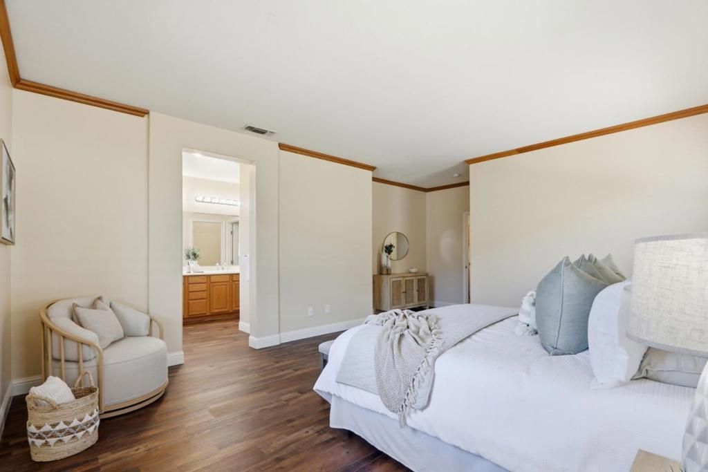 Image 26 of property listing at 657 Woodland Terrace, San Jose, CA 95112