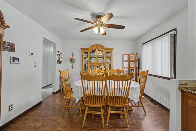 7676 Southmoor Drive, Monroe, MI 48161