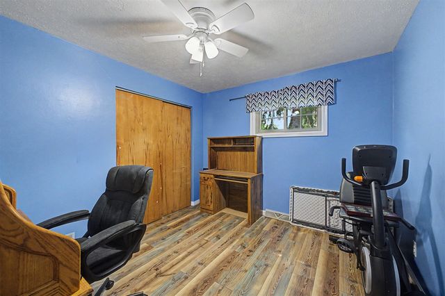 7676 Southmoor Drive, Monroe, MI 48161