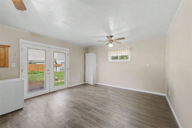 7676 Southmoor Drive, Monroe, MI 48161