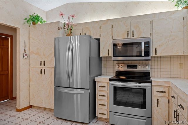 570 W Liberty Street, Hernando, FL 34442