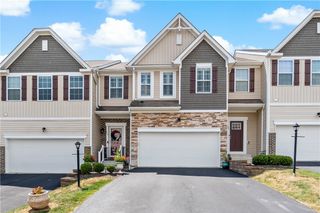 627 Freedom Dr, Collier Twp, PA 15106