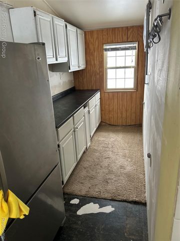 1818 Swaney Road, Walled Lake, MI 48390