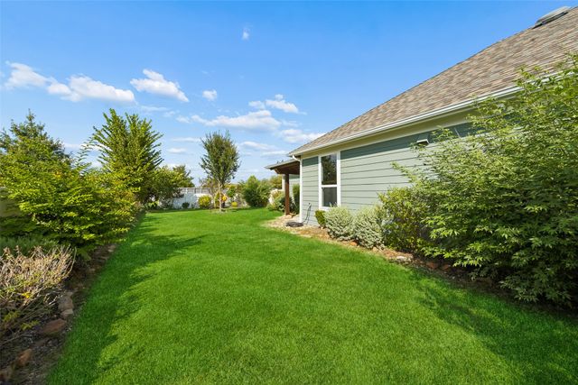 1409 Ellis Lane, Aubrey, TX 76227
