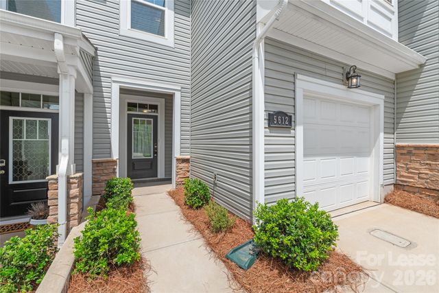 5612 Axil Lane, Charlotte, NC 28269