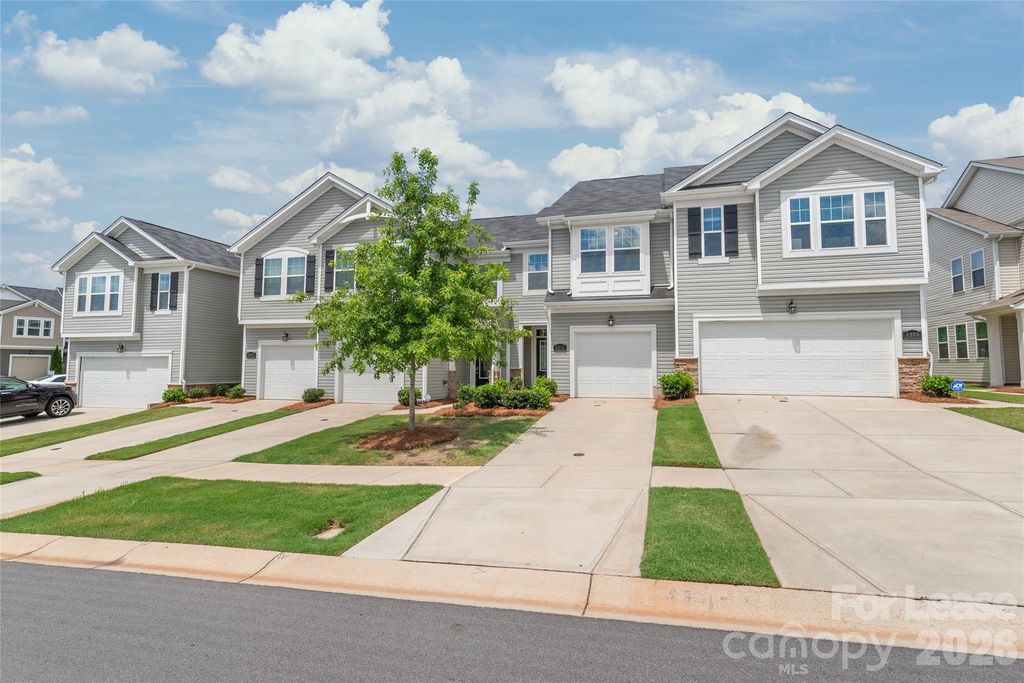 5612 Axil Lane, Charlotte, NC 28269