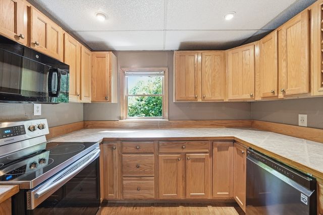 390 Main St, Hampden, MA 01036