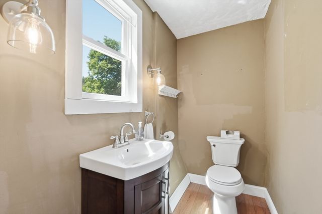 390 Main St, Hampden, MA 01036