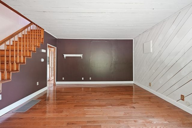 390 Main St, Hampden, MA 01036