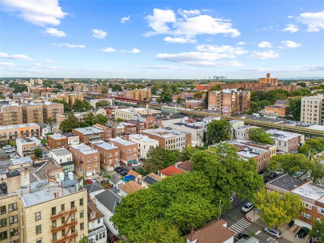 667 E 230th Street, Bronx, NY 10466