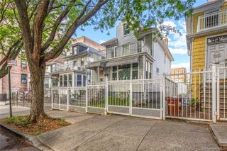 667 E 230th Street, Bronx, NY 10466