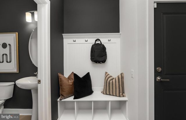 42708 CATTAIL CREEK DR, Leesburg, VA 20176