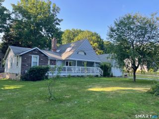 125 Old Sachems Head Road, Guilford, CT 06437