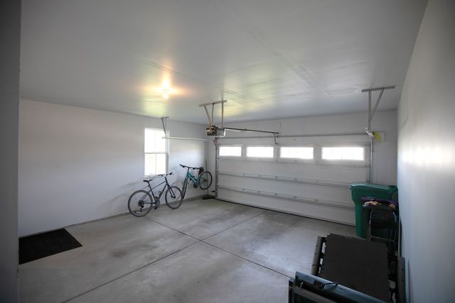 6175 Omega Drive, Farmington, NY 14425