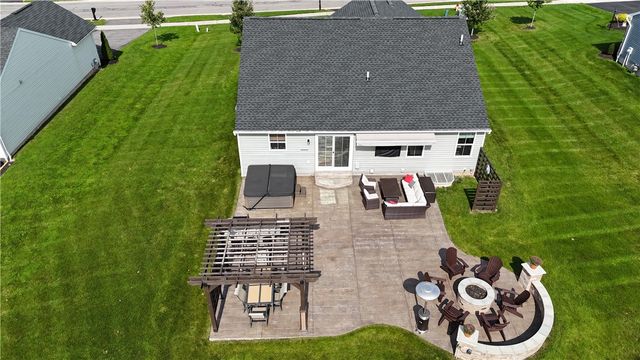 6175 Omega Drive, Farmington, NY 14425