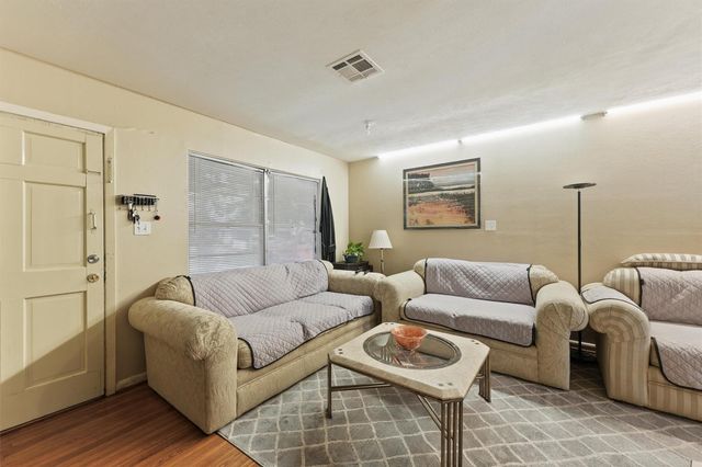 8506 Montridge Drive, Houston, TX 77055