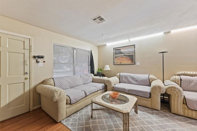 8506 Montridge Drive, Houston, TX 77055