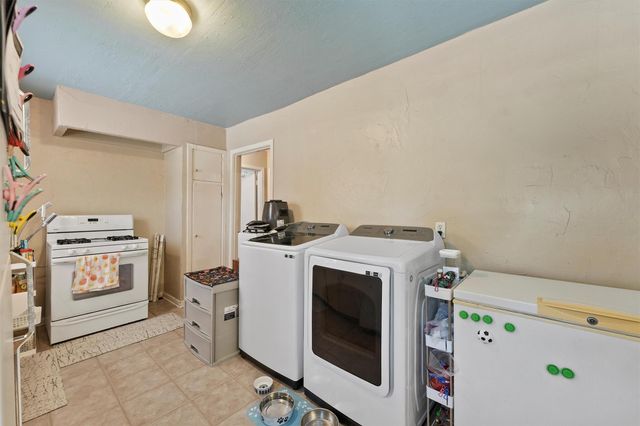 8506 Montridge Drive, Houston, TX 77055