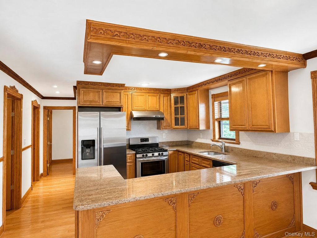 125-19 14th Ave., College Point, NY 11356 — photo 2