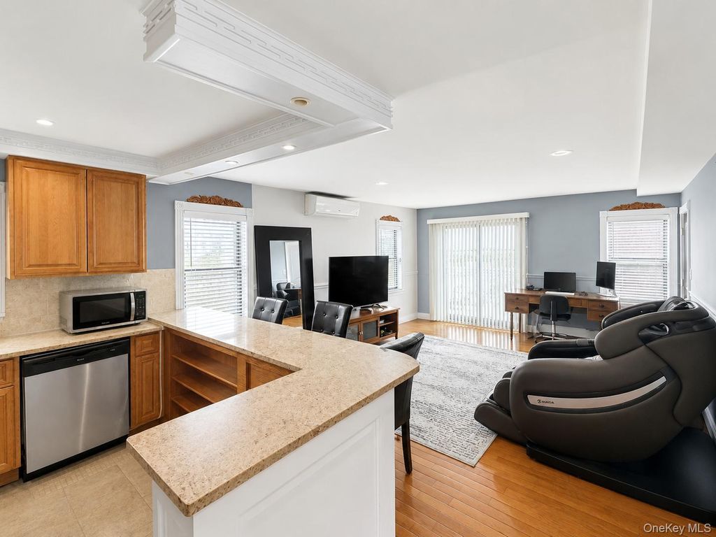 125-19 14th Ave., College Point, NY 11356 — photo 4