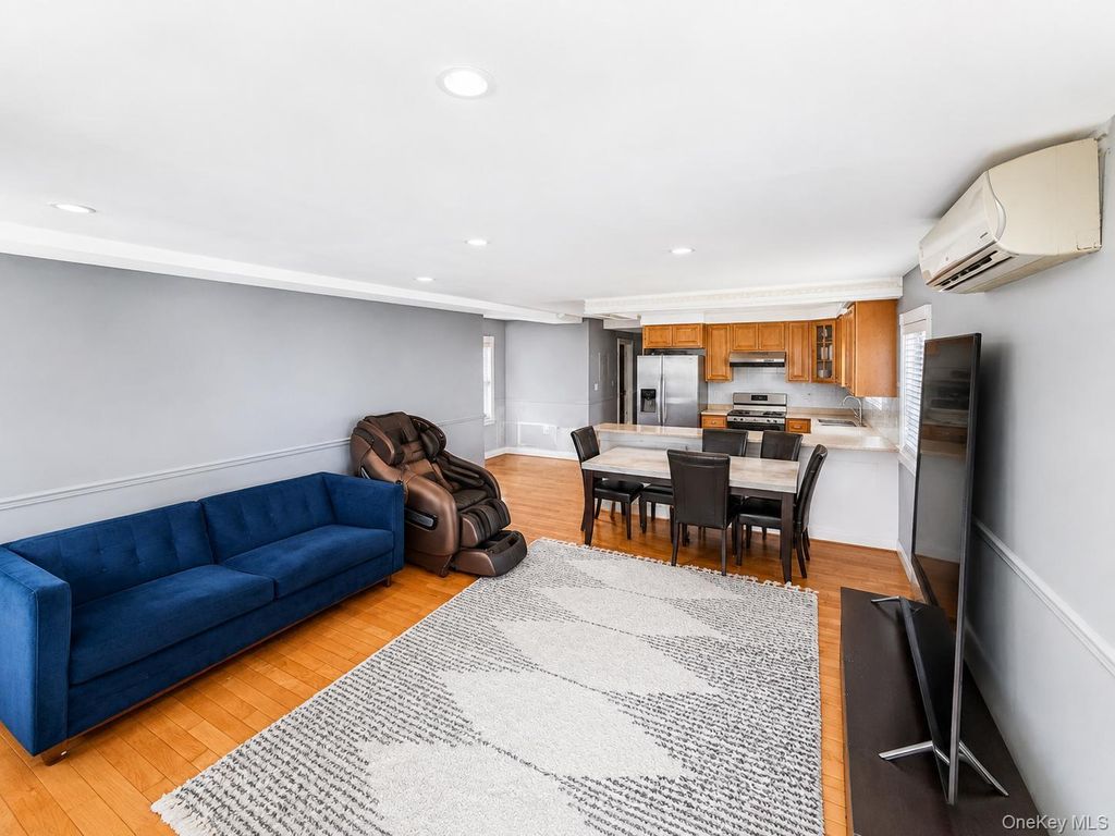 125-19 14th Ave., College Point, NY 11356 — photo 5