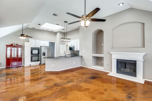 613 Castleford Drive, Allen, TX 75013