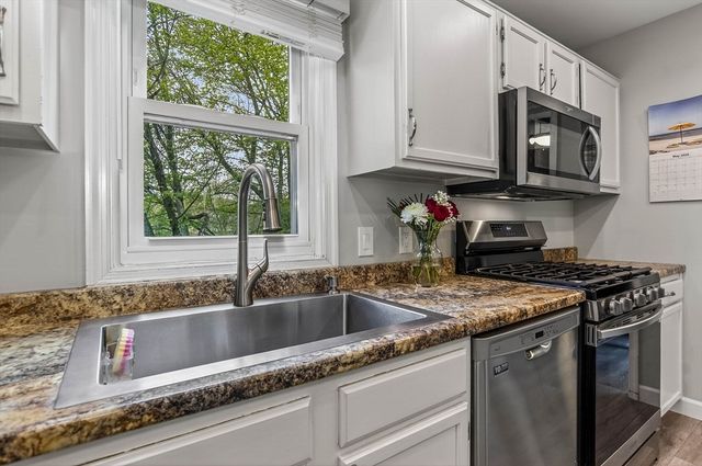 9 Romoli Avenue 9, Attleboro, MA 02703