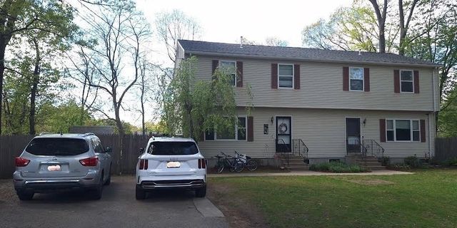 9 Romoli Avenue 9, Attleboro, MA 02703