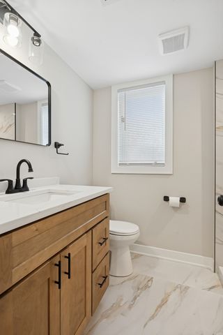 5345 S Nordica Avenue, Chicago, IL 60638