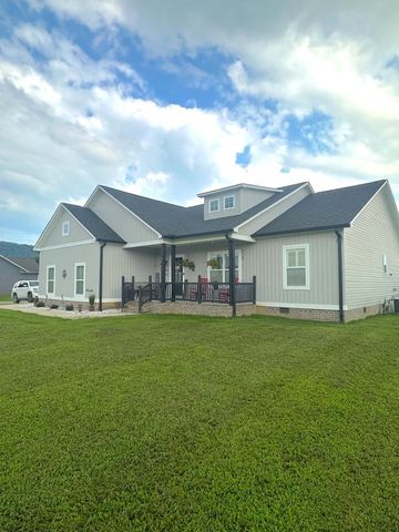 311 Autumn Hills Dr, Rickman, TN 38580