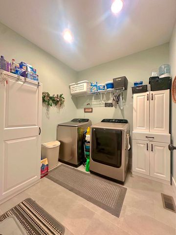 311 Autumn Hills Dr, Rickman, TN 38580