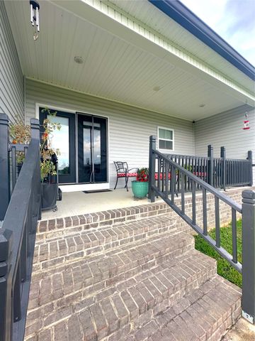 311 Autumn Hills Dr, Rickman, TN 38580