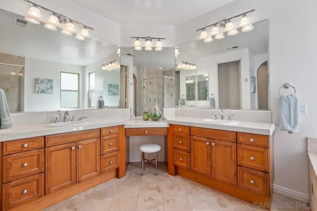 2759 E Bainbridge Road, San Diego, CA 92106