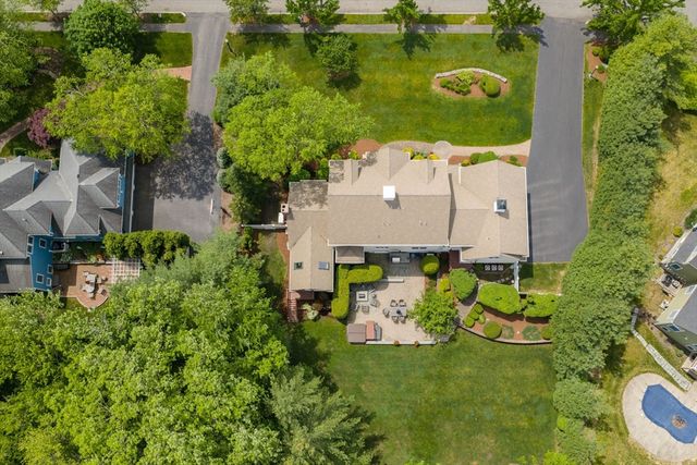 36 Stone Meadow Ln, Hanover, MA 02339
