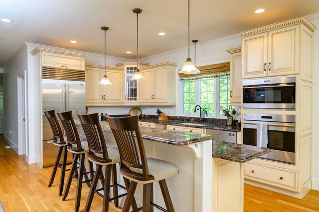 36 Stone Meadow Ln, Hanover, MA 02339