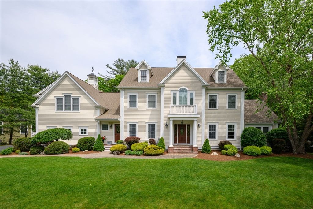 36 Stone Meadow Ln, Hanover, MA 02339
