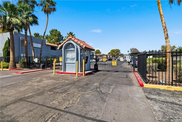 5159 Caliente Street 163, Las Vegas, NV 89119