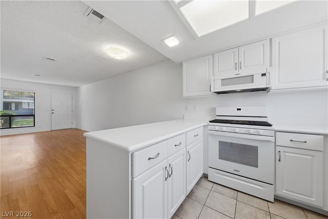 5159 Caliente Street 163, Las Vegas, NV 89119