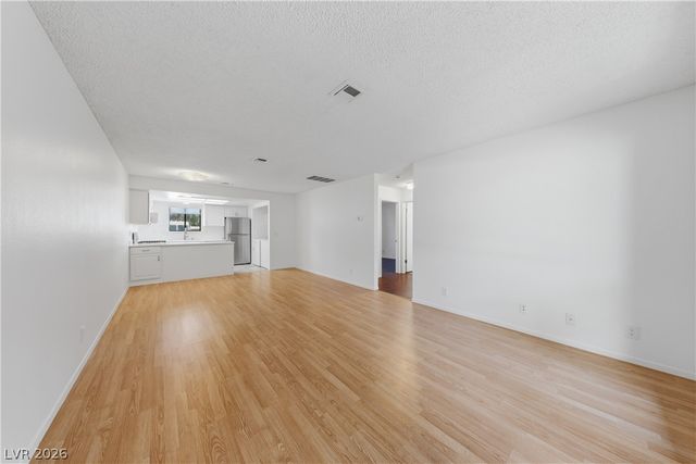 5159 Caliente Street 163, Las Vegas, NV 89119