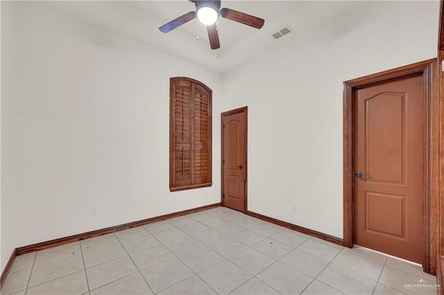 3120 Hawthorne Avenue, Edinburg, TX 78539