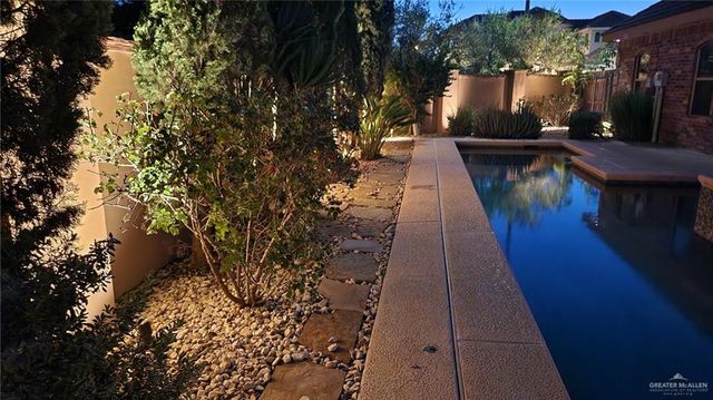 3120 Hawthorne Avenue, Edinburg, TX 78539