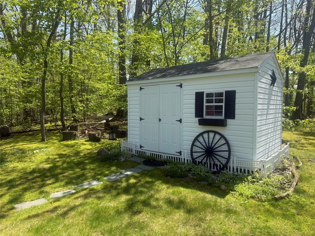 3453 POND VIEW Drive, Millcreek, PA 16506