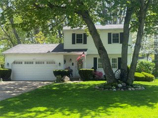 3453 POND VIEW Drive, Millcreek, PA 16506
