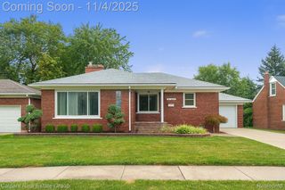24260 Rosebud Avenue, Eastpointe, MI 48021