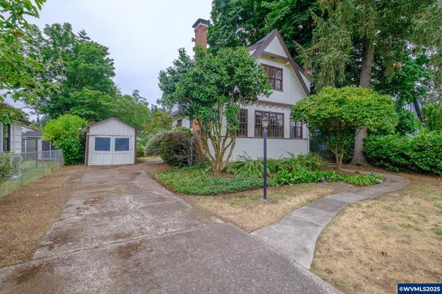 1082 Electric Av SE, Salem, OR 97302