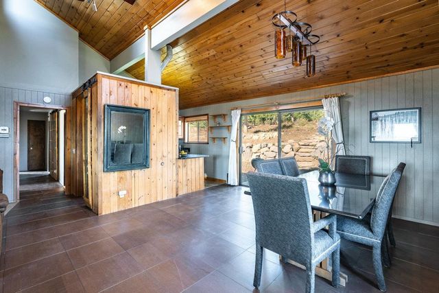 13861 Skislope Way, Truckee, CA 96161