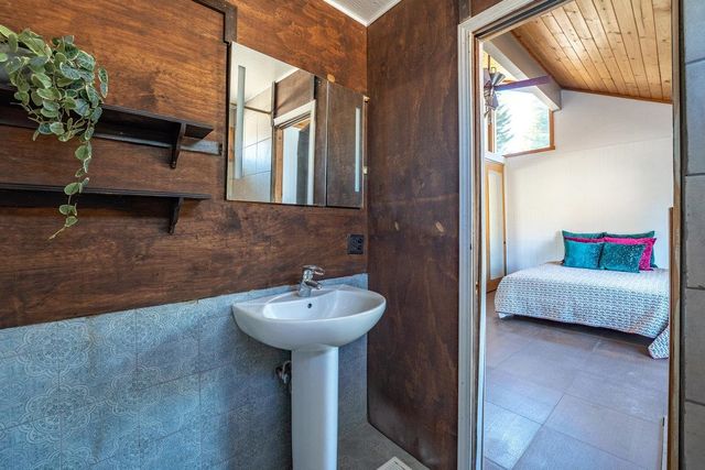 13861 Skislope Way, Truckee, CA 96161