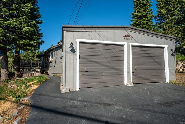 13861 Skislope Way, Truckee, CA 96161